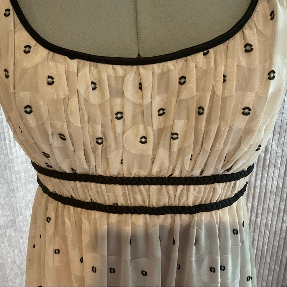 Adrianna Papell Dress
Size: Small - Picture 4 of 10